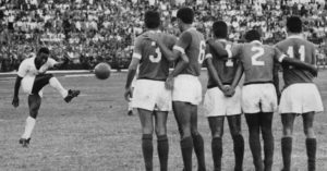 Os Maiores Golaços de Falta da História do Futebol