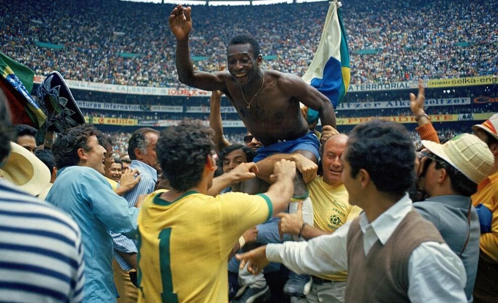 Como Colecionar Momentos Históricos do Futebol